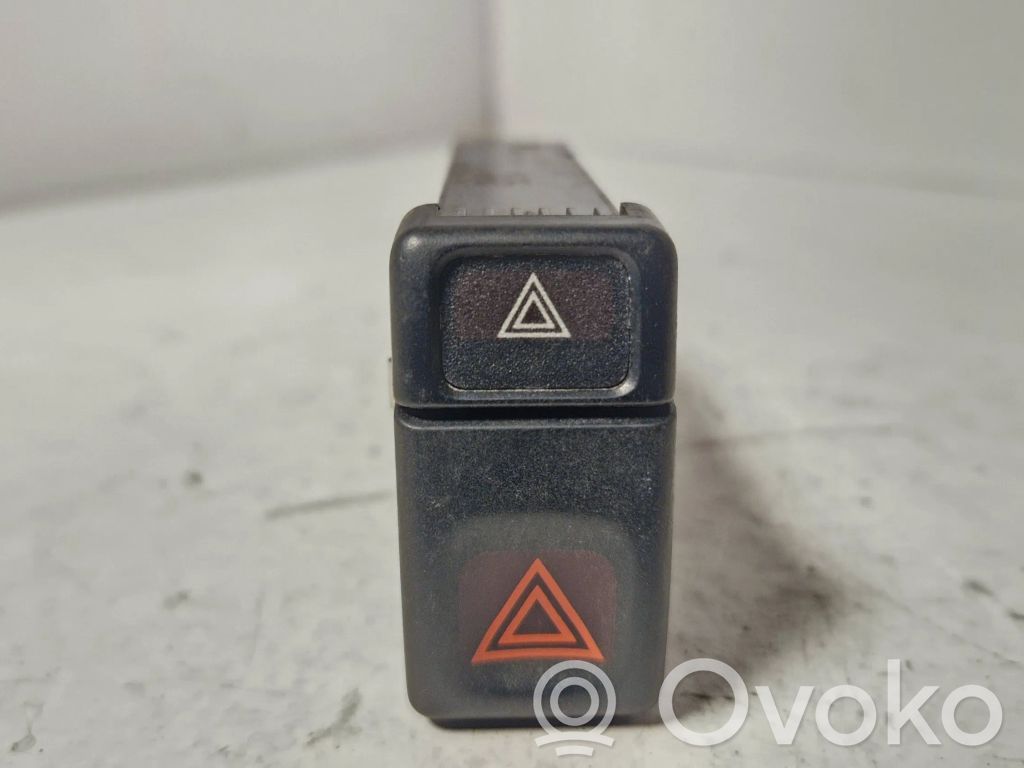 Volvo 850 Hazard light switch 