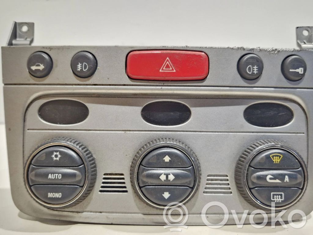Alfa Romeo 147 Climate control unit 