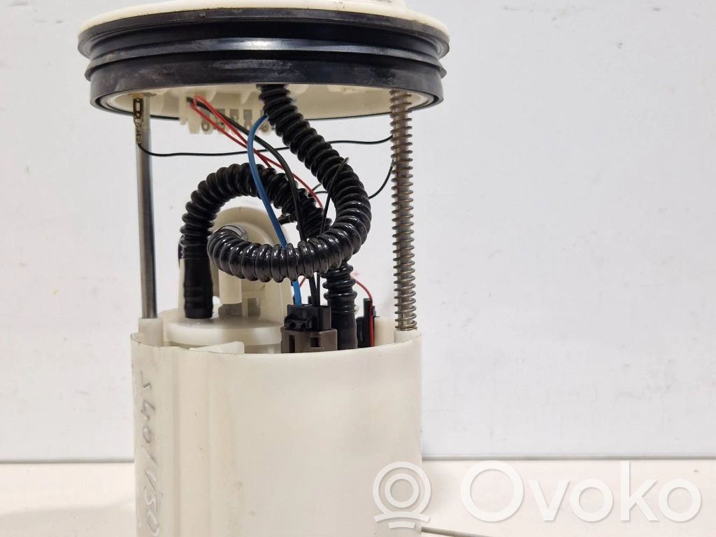 Volvo V50 Bomba interna de combustible 