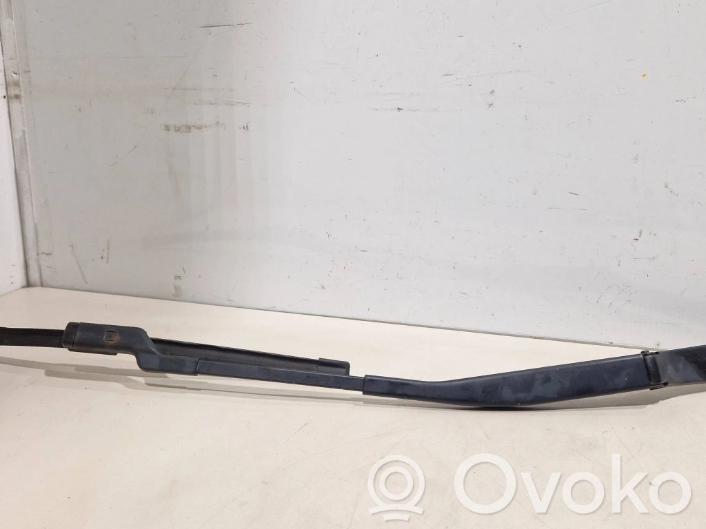 KIA Ceed Front wiper blade arm 