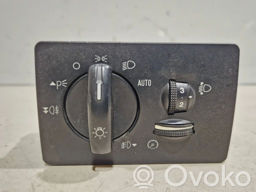 Ford Focus C-MAX Light switch 
