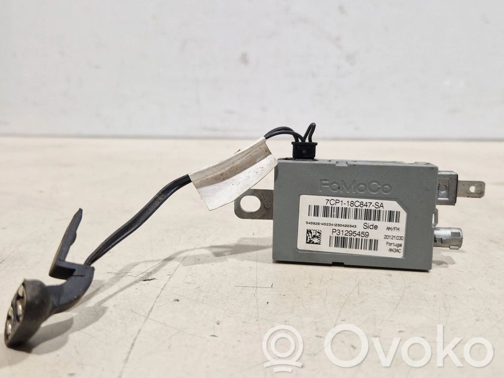 Volvo V70 Antenos stiprintuvas 