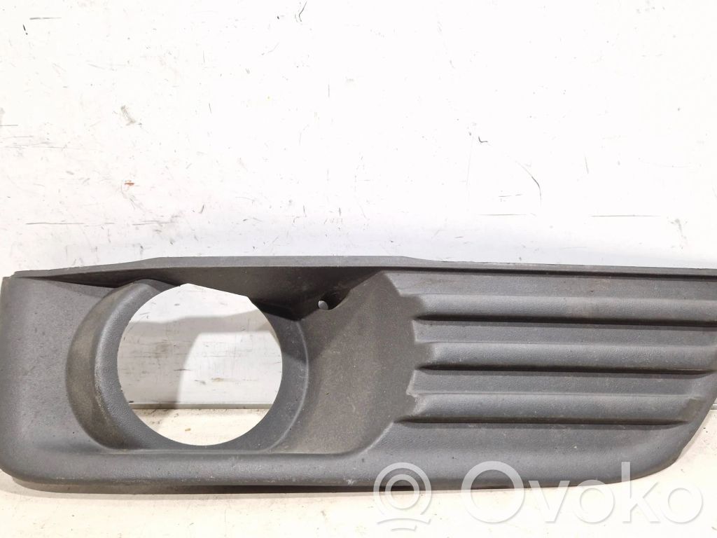 Ford Focus Front fog light trim/grill 