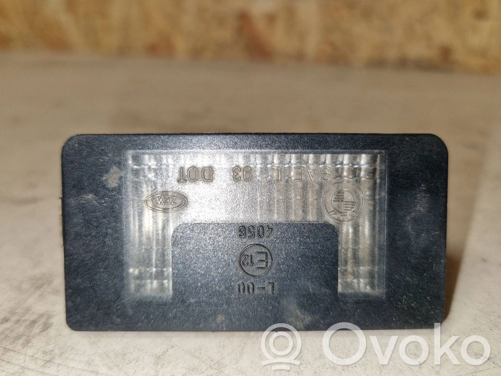 BMW 7 E38 Numerio apšvietimas 