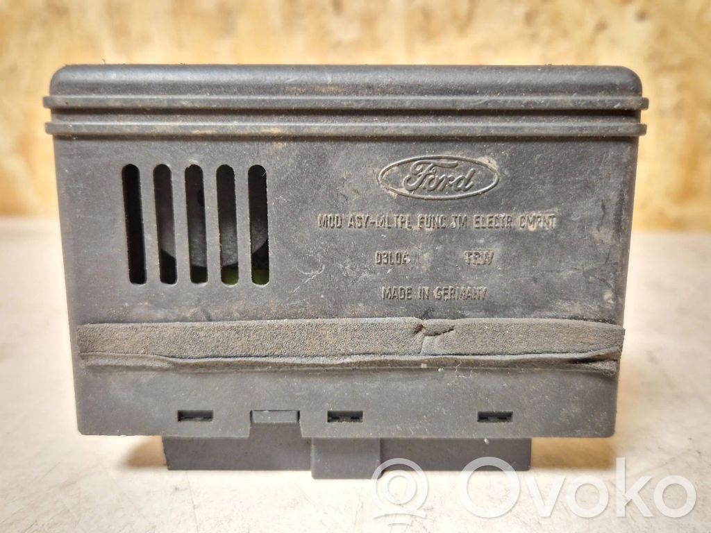 Ford Focus Módulo de fusible 