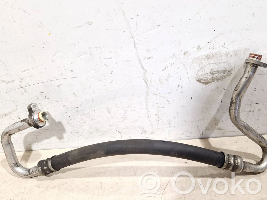 Ilmastointilaitteen putki (A/C)   6L2419D594BA