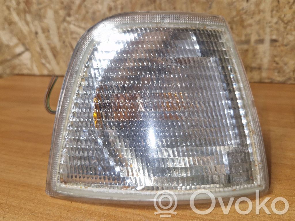 Audi 80 90 B3 Kierunkowskaz przedni 