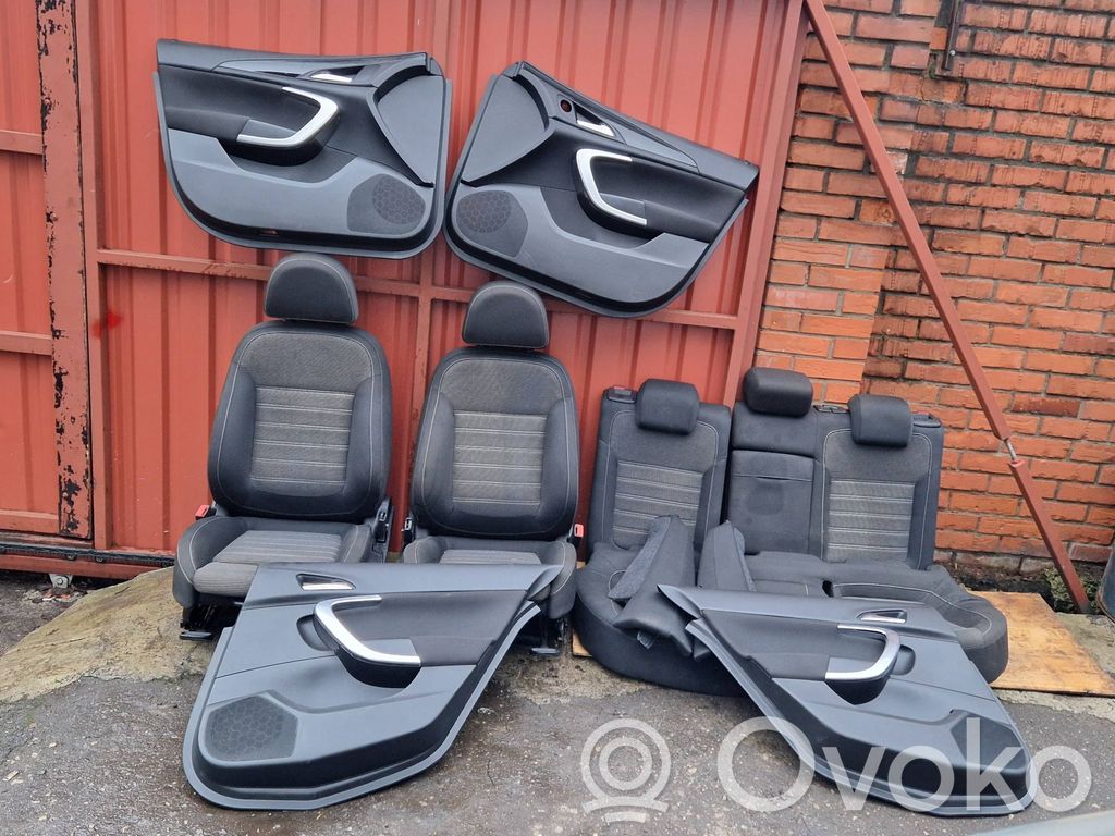 Opel Insignia A Tapicerka / Komplet 