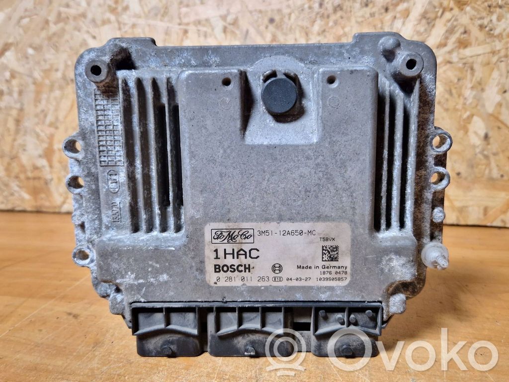 Ford Focus C-MAX Engine control unit/module 