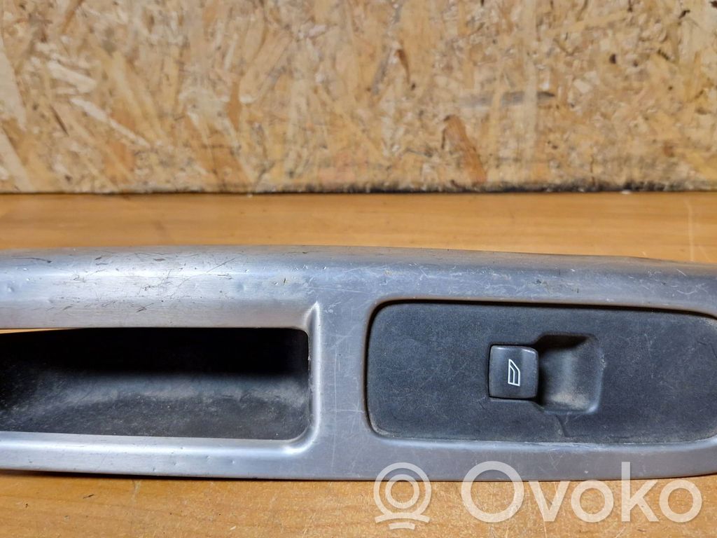 Volvo V50 Electric window control switch 
