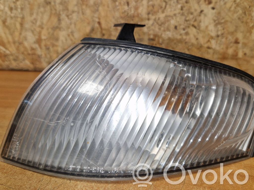 Mazda 323 F Front indicator light 