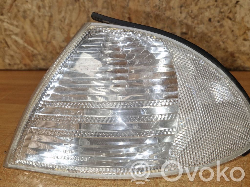 BMW 3 E46 Front indicator light 