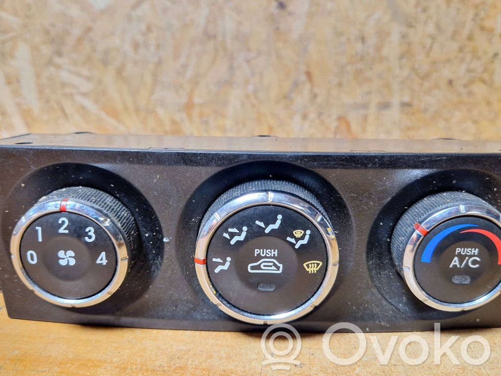 KIA Sorento Climate control unit 