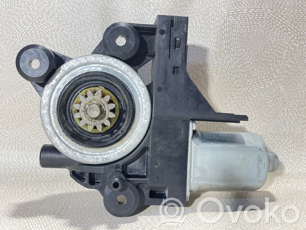 Volvo S80 Asa reguladora de la puerta trasera 
