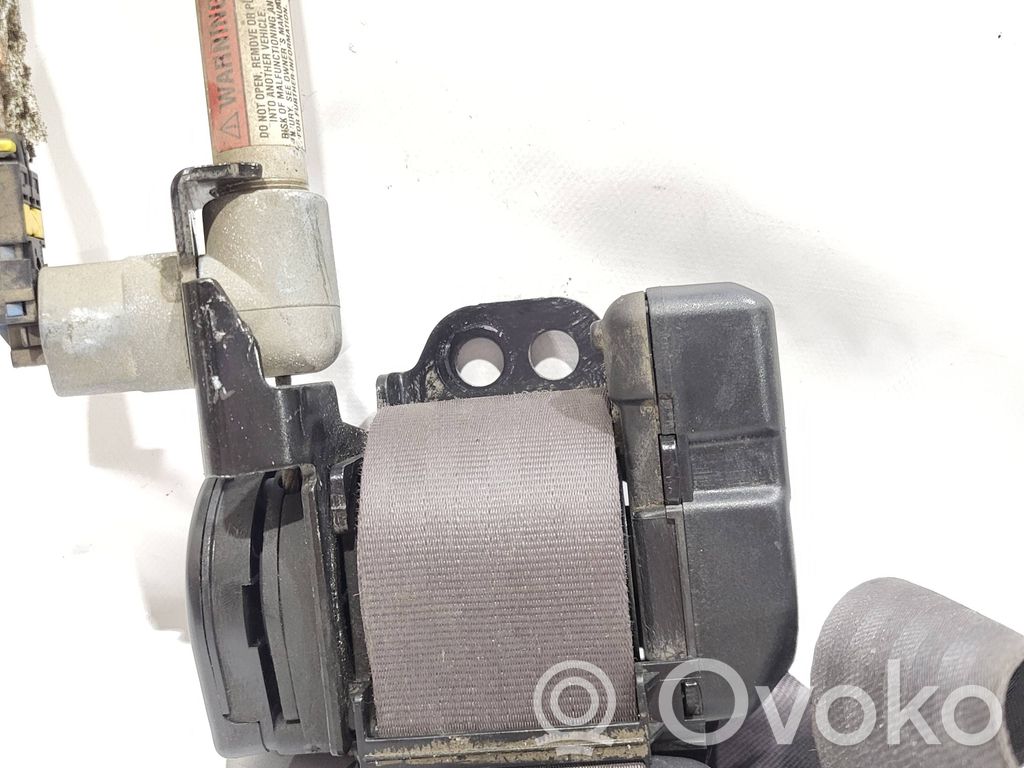 Volvo S60 Cinturón trasero 