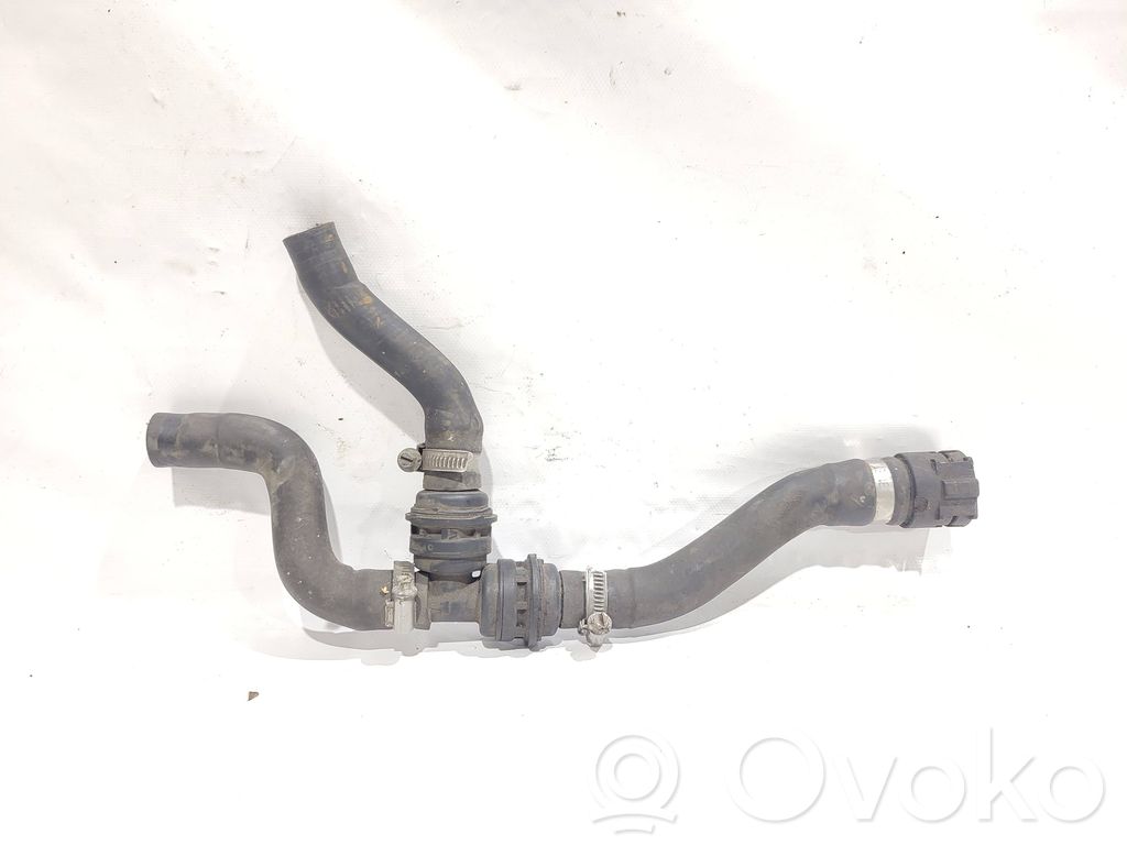 BMW 5 E39 Engine coolant pipe/hose 