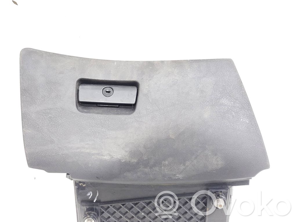 Glove box   51168167693