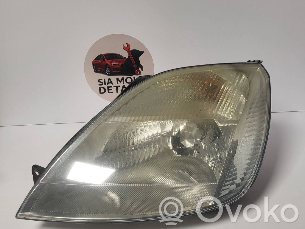 Ford Fiesta Headlight/headlamp 