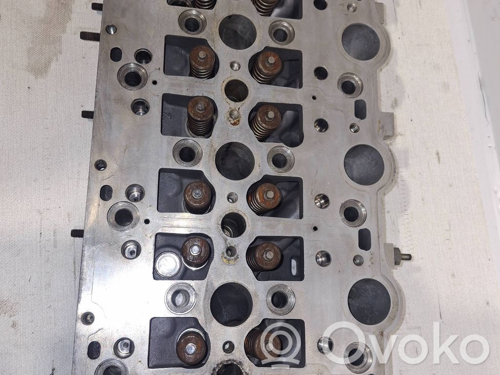 Chrysler Voyager Engine head 