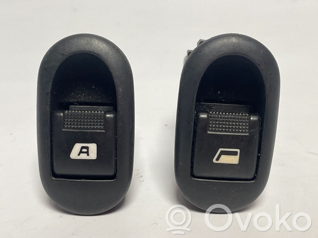 Citroen C3 Electric window control switch 