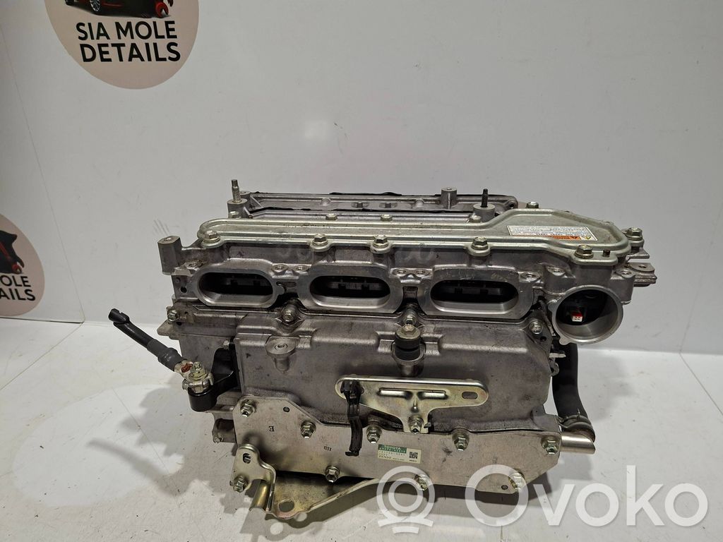 Inversor/convertidor de voltaje   G92A048190,2321001341,2252114819