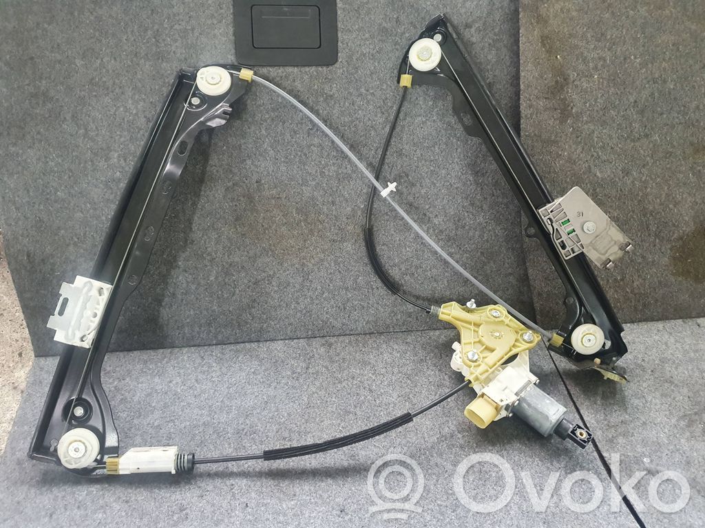 BMW 3 E92 E93 Front door window regulator with motor 