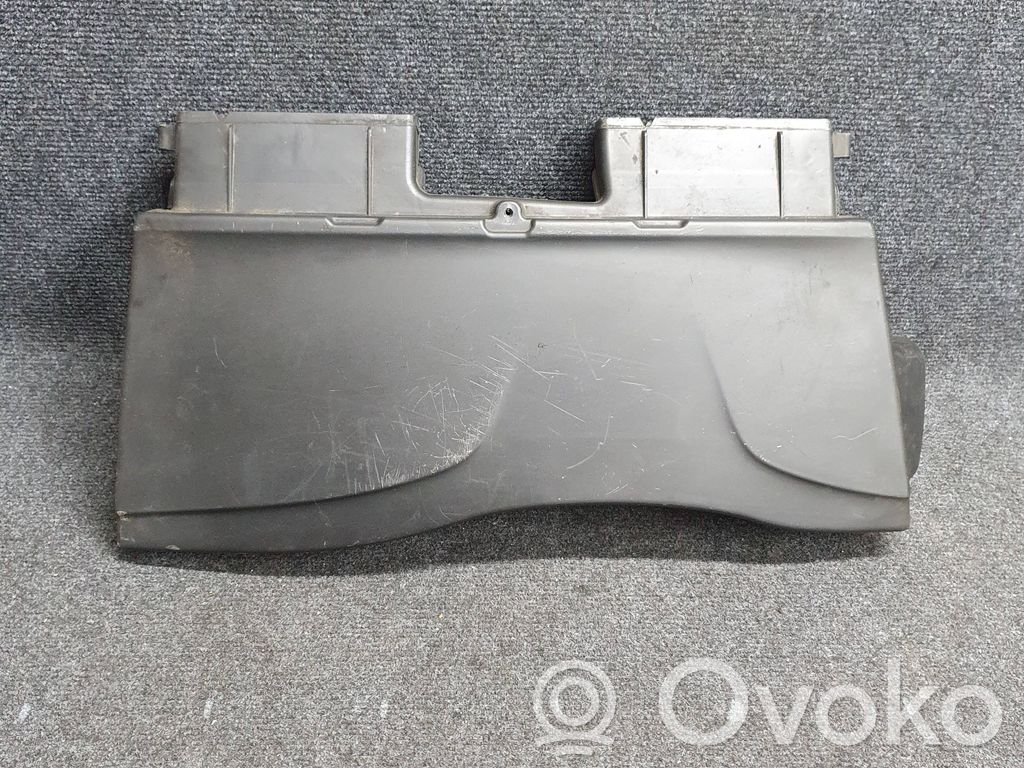 BMW 3 E90 E91 Air intake duct part 
