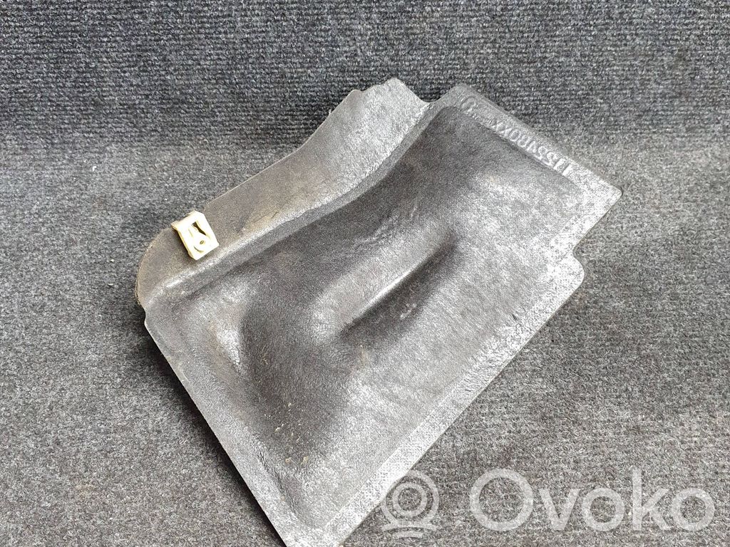 BMW 5 G30 G31 G38 Osłona tylna podwozia pod bagażnik 