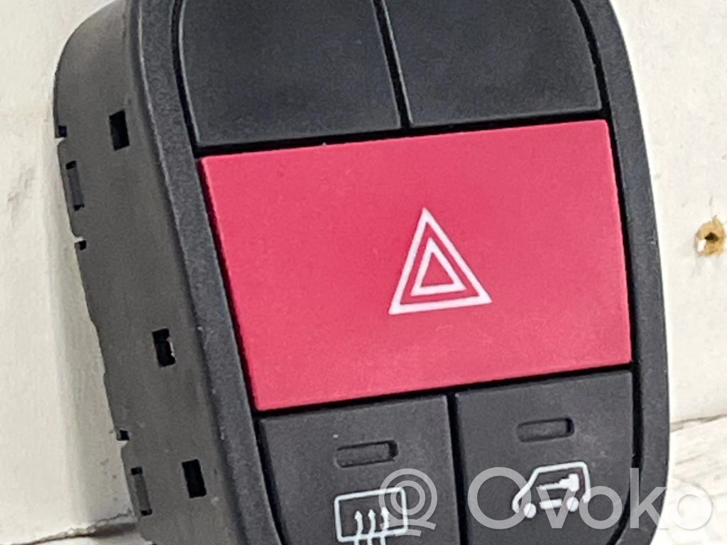 Peugeot Bipper Interruttore luci di emergenza 
