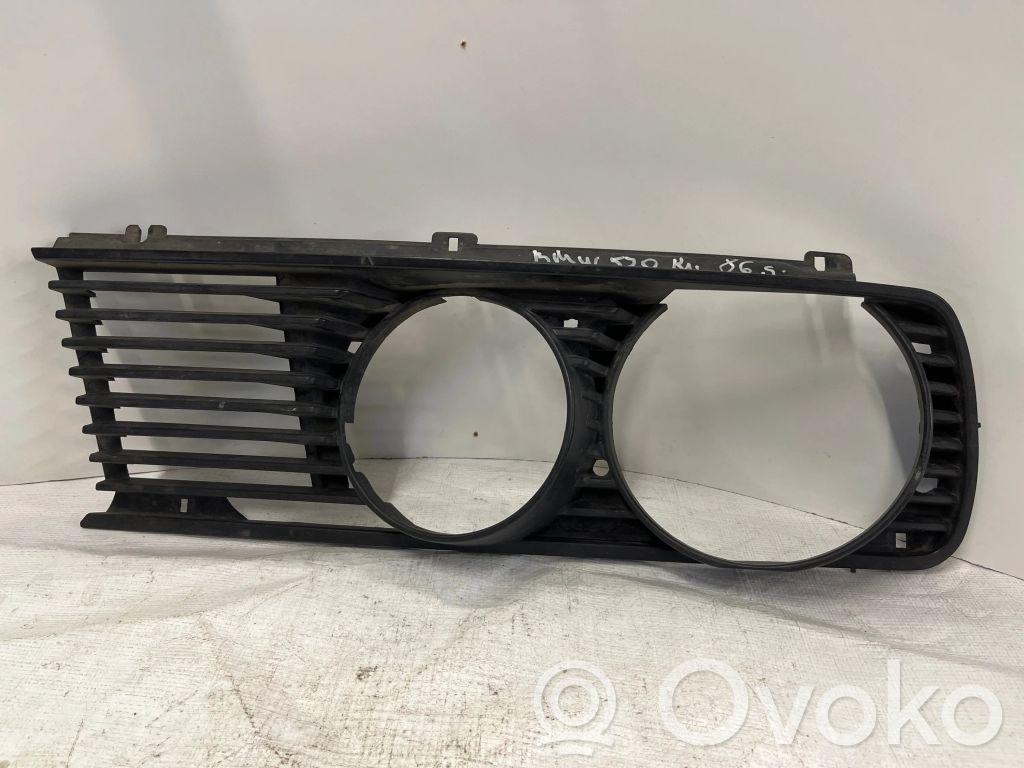 BMW 5 E28 Front bumper lower grill 
