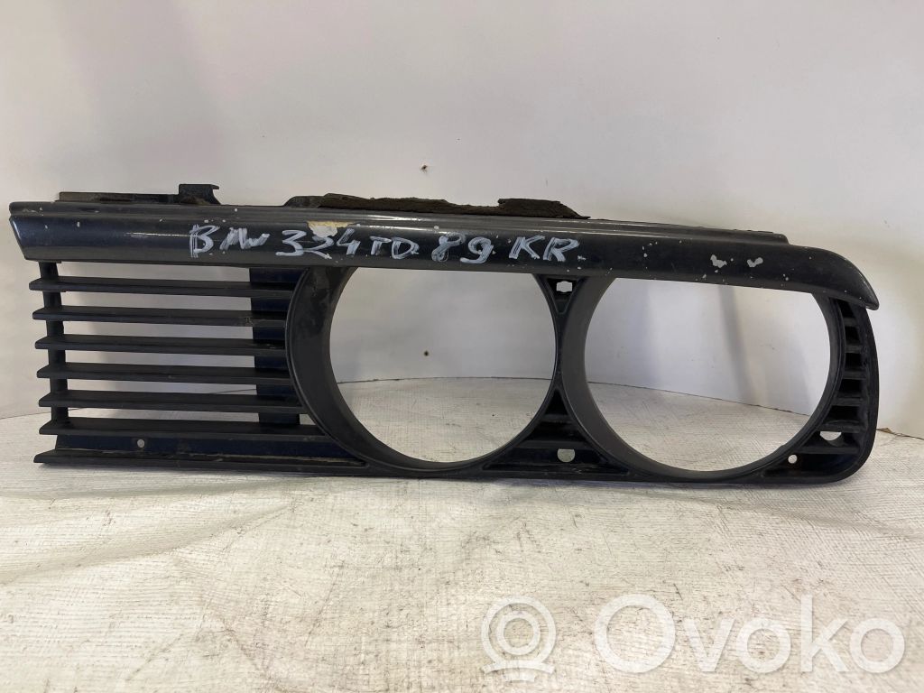 Front grill   1945883