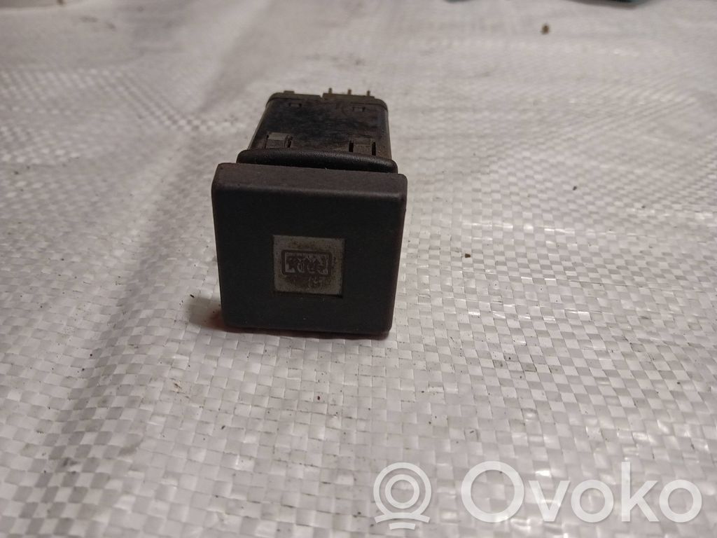 Windscreen/window heater switch   10195
