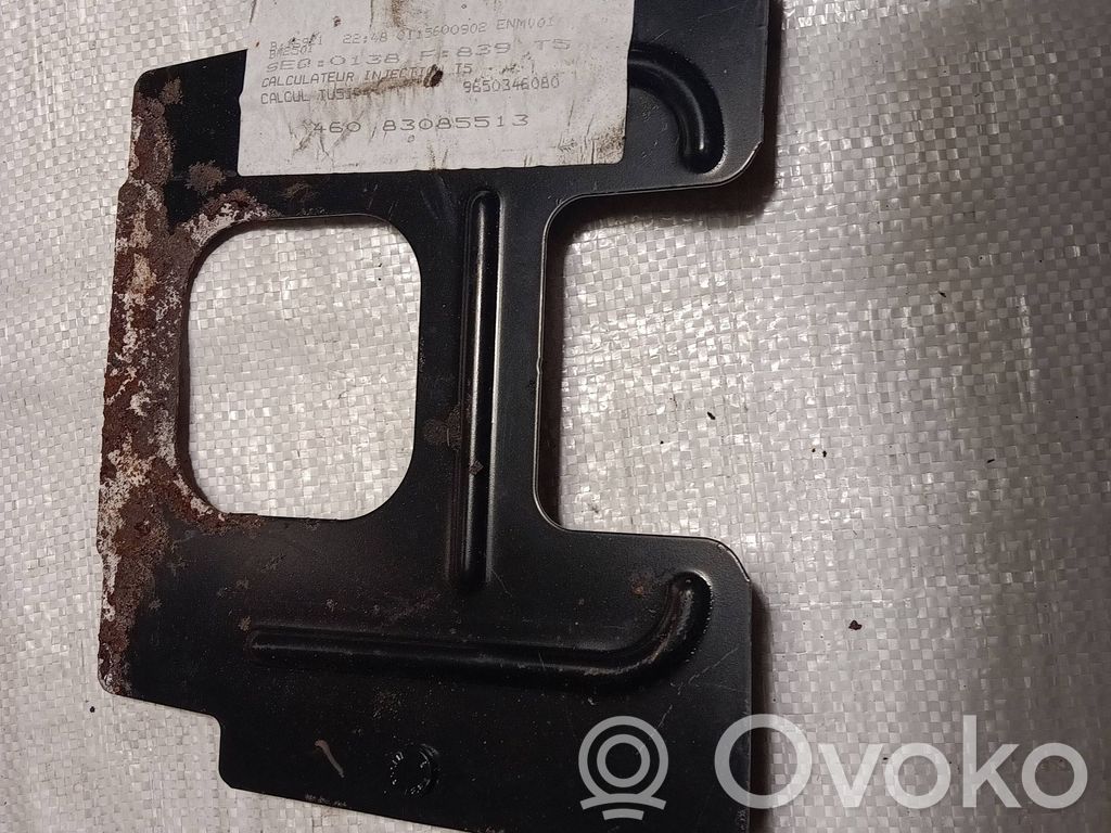 Nissan Juke I F15 Engine control unit/module 