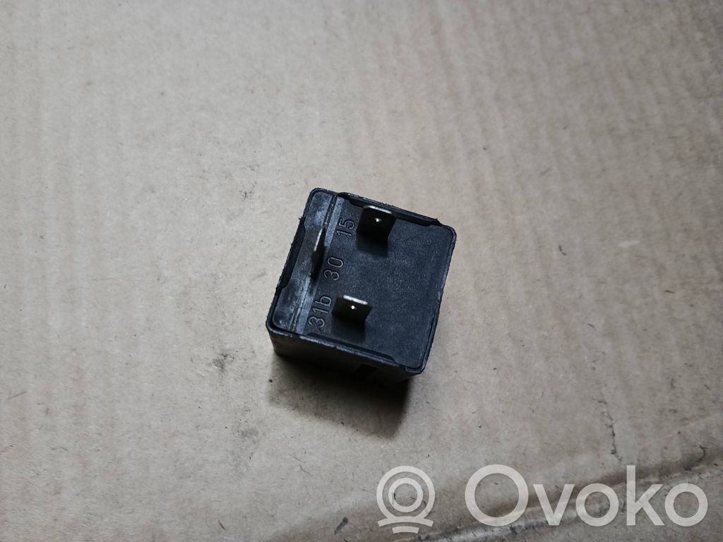 Audi 80 90 S2 B4 Otros relés 