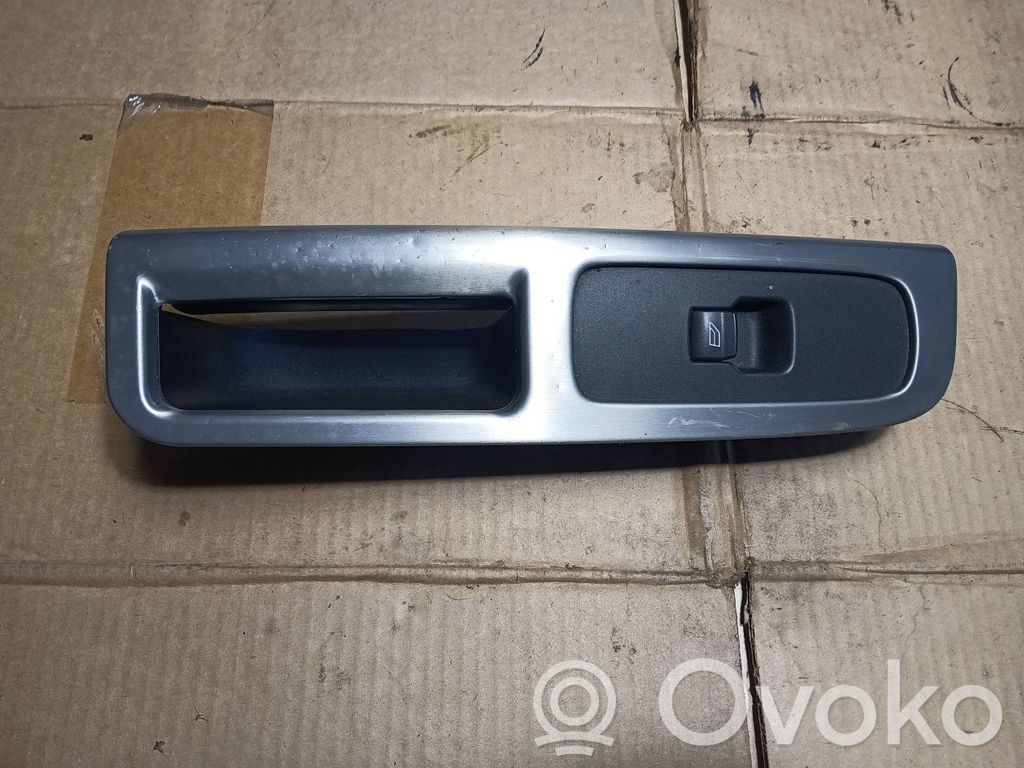 Electric window control switch   8663815,ESW464