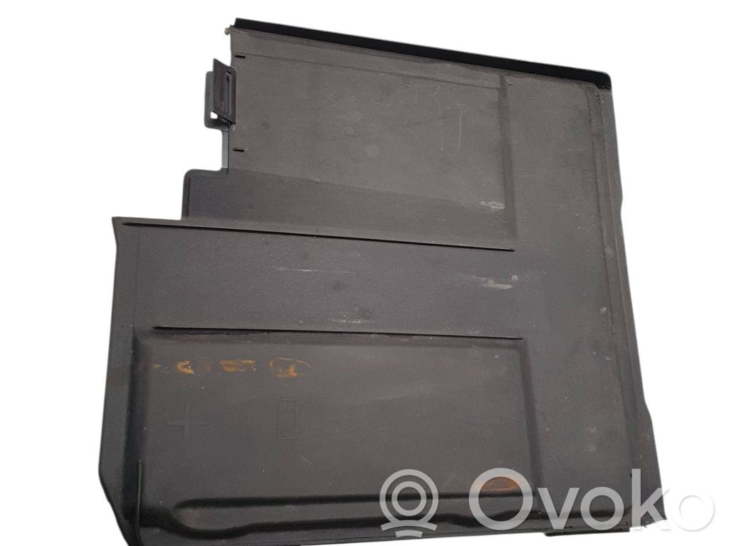 Ford Transit VII Akkulaatikon alustan kansi 