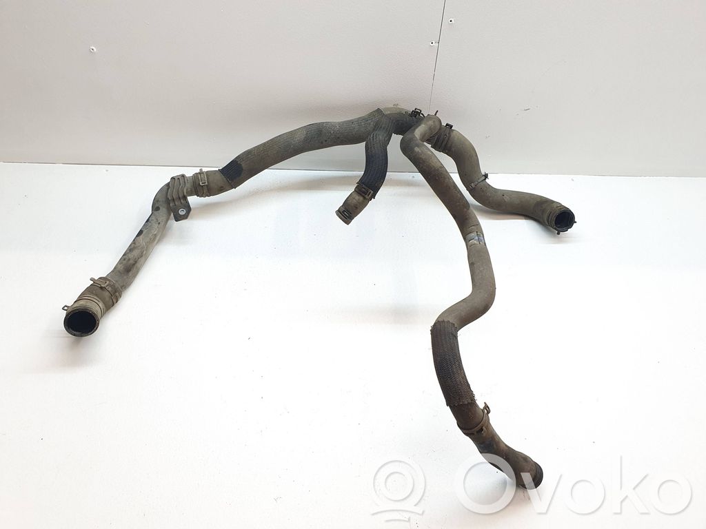 Engine coolant pipe/hose   924104