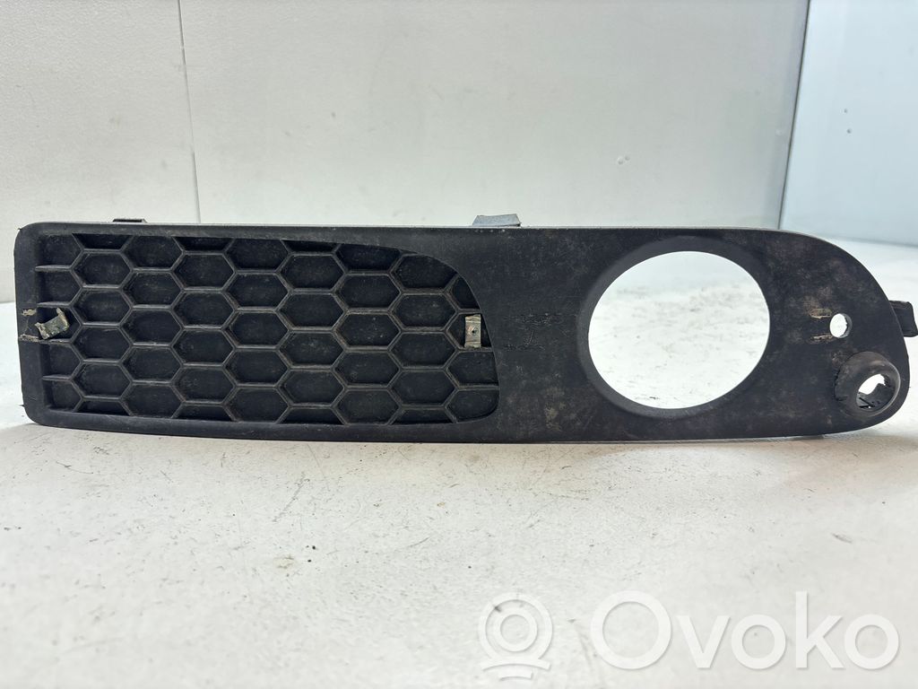 Volvo S80 Grilă/ornament proiector ceață față 