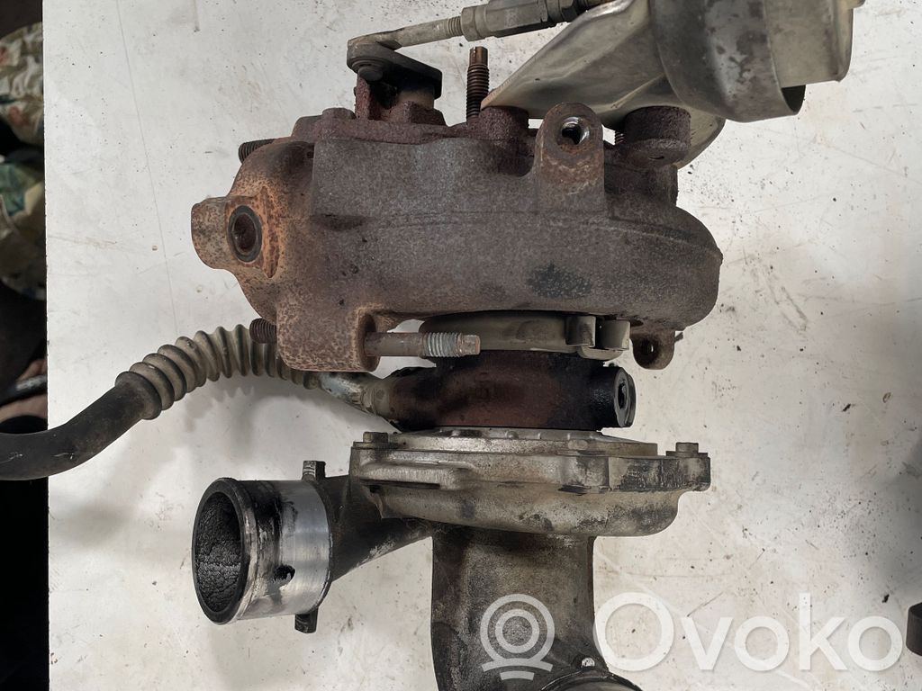 Toyota Corolla Verso AR10 Turbo 