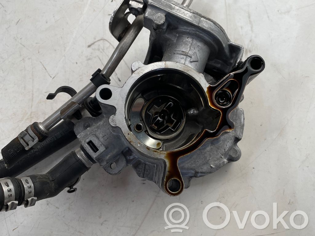 Audi A4 S4 B8 8K Pompa a vuoto 