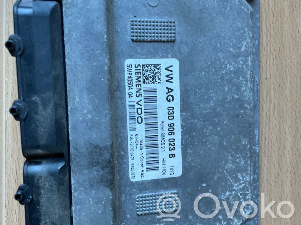 Volkswagen Polo IV 9N3 Sterownik / Moduł ECU 