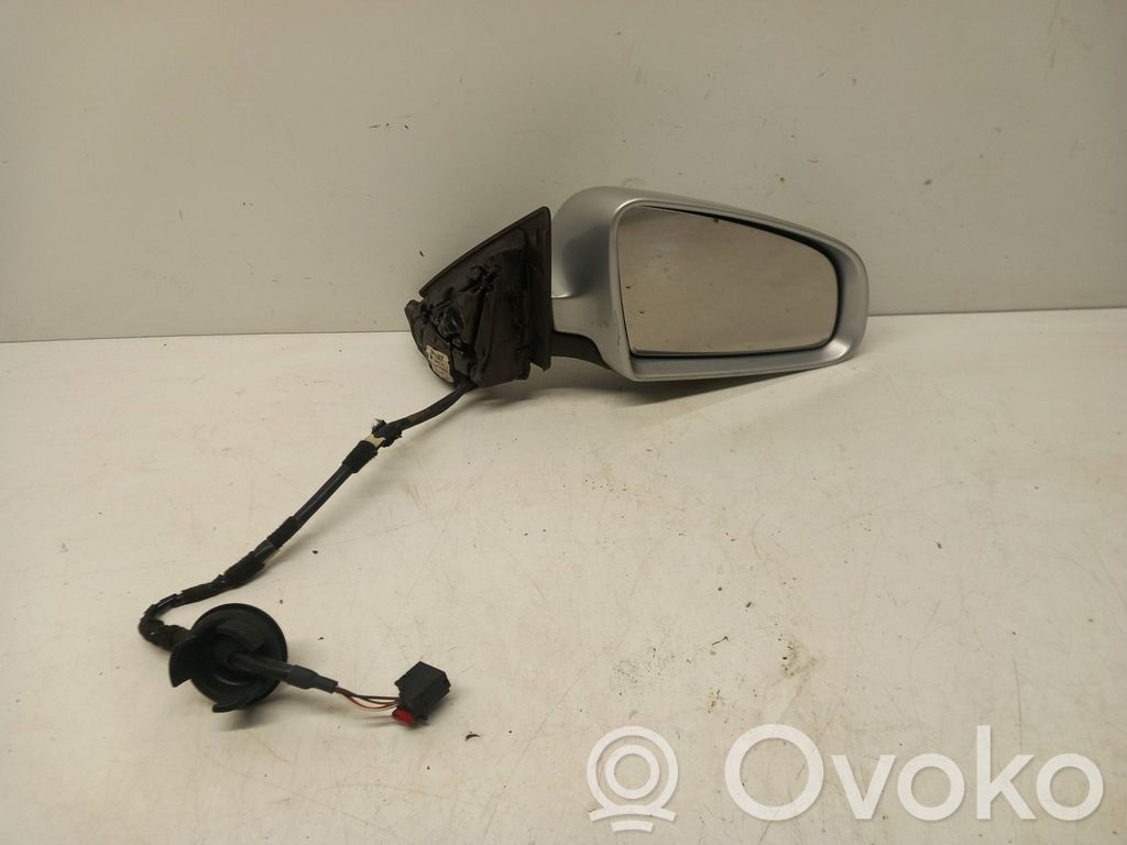 Audi A3 S3 8P Front door electric wing mirror 