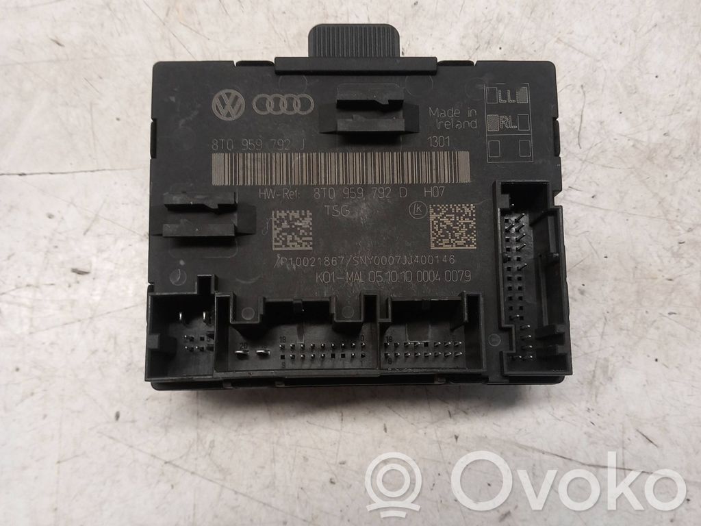 Audi A5 8T 8F Door control unit/module 