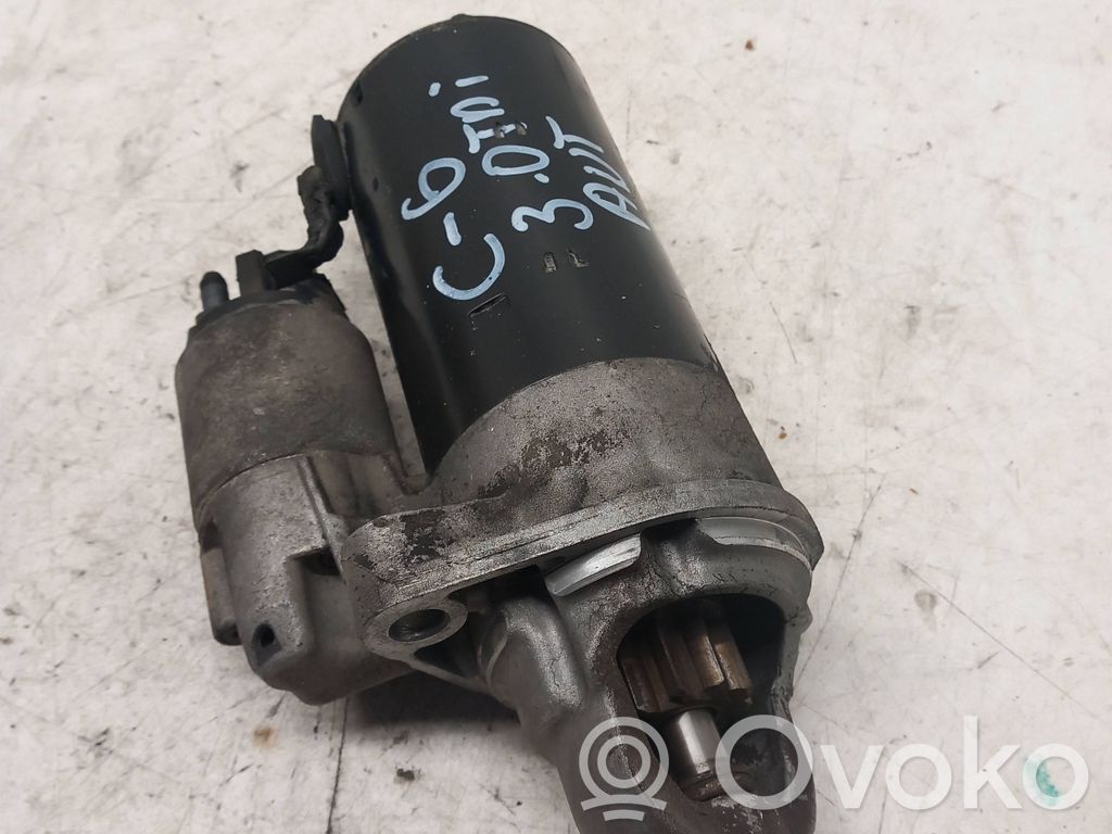 Audi A6 S6 C6 4F Starteris 