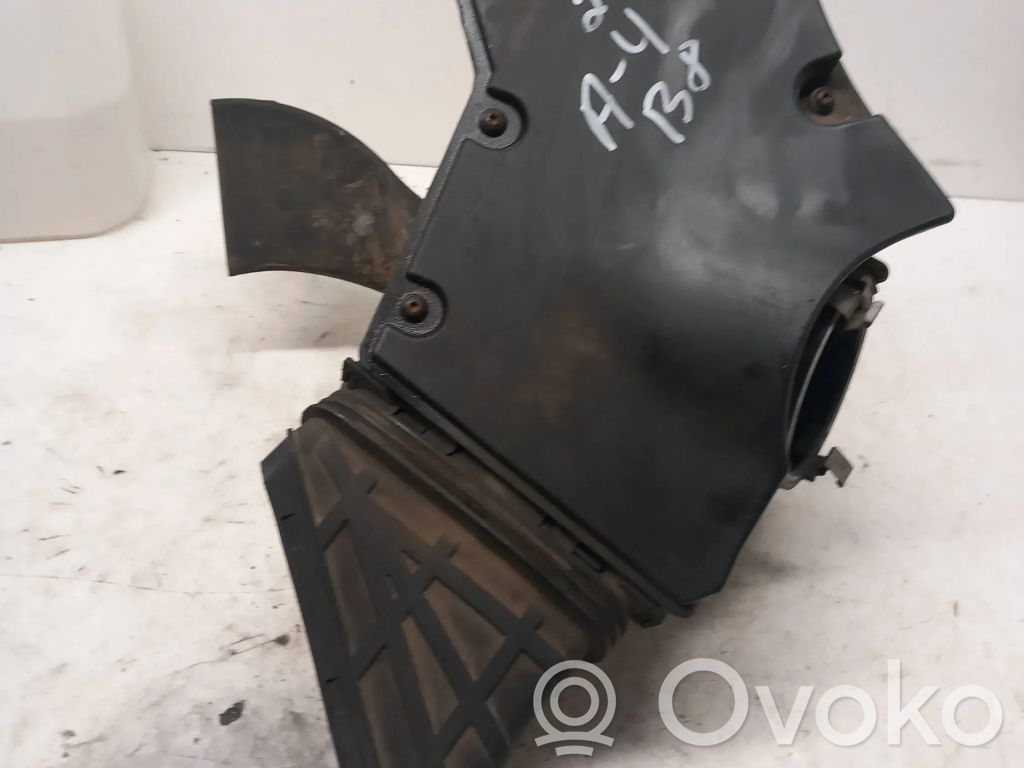 Audi A4 S4 B8 8K Luftfilterkasten 