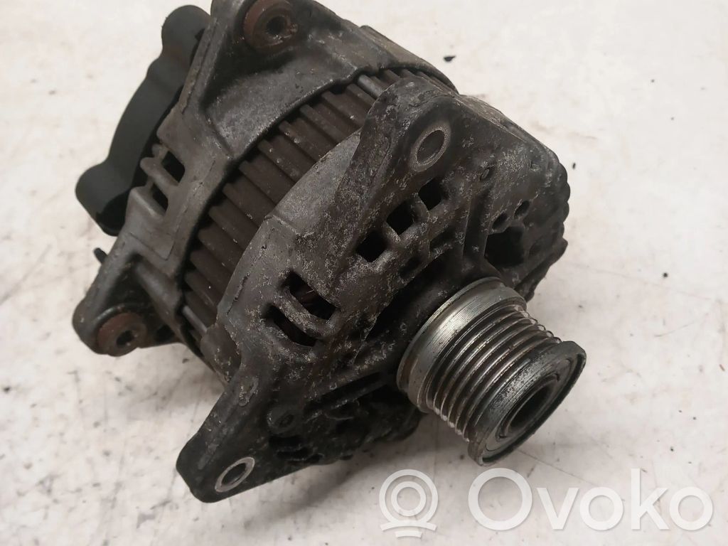 Audi A4 S4 B8 8K Generatorius 