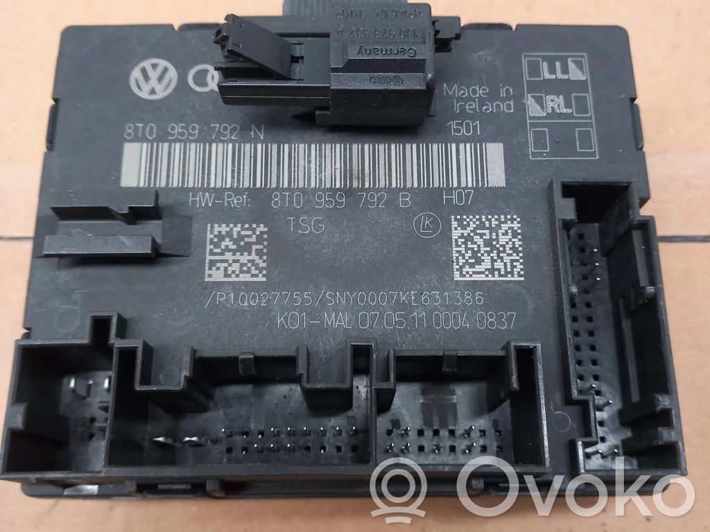 Audi A5 8T 8F Door control unit/module 