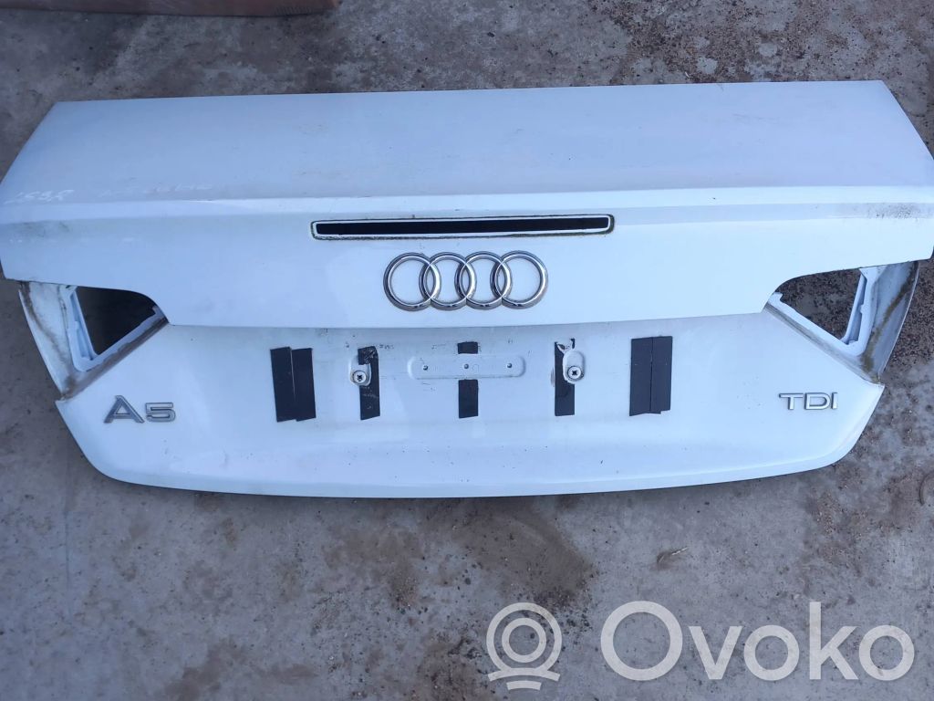 Tailgate/trunk/boot lid