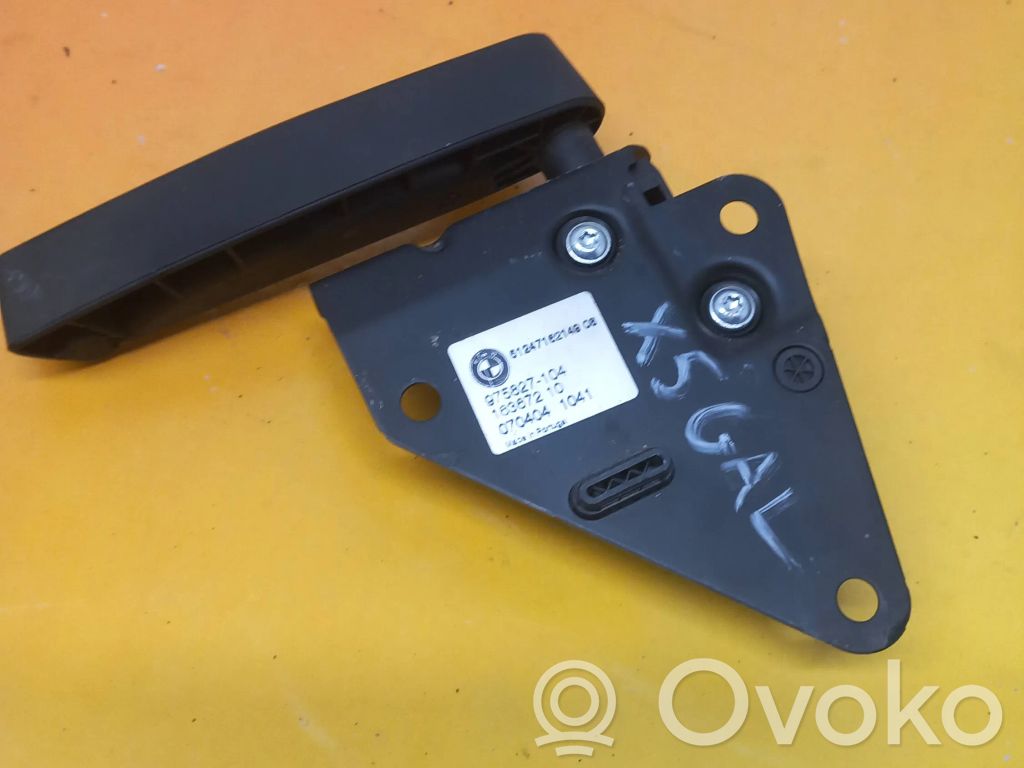 Tailgate release/open handle   7162149,975827104,16367210,70404104