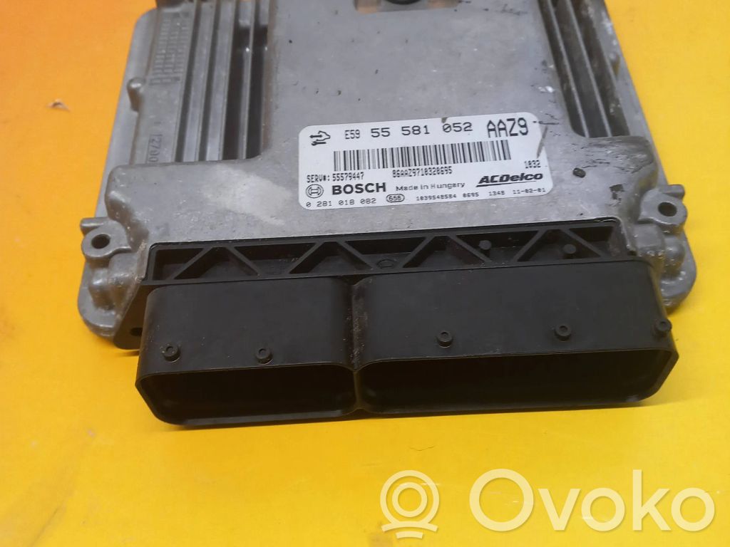 Opel Astra J Engine control unit/module 